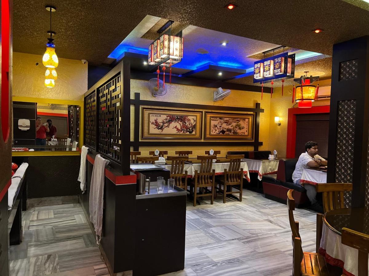 Hotel Lee Garden Near To Blue Flag Beach 500 Mtrs Puri Ngoại thất bức ảnh