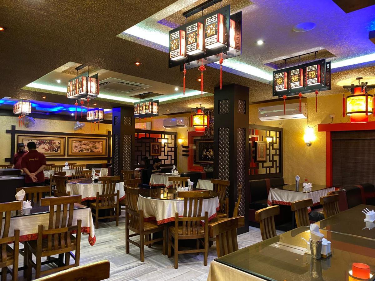 Hotel Lee Garden Near To Blue Flag Beach 500 Mtrs Puri Ngoại thất bức ảnh