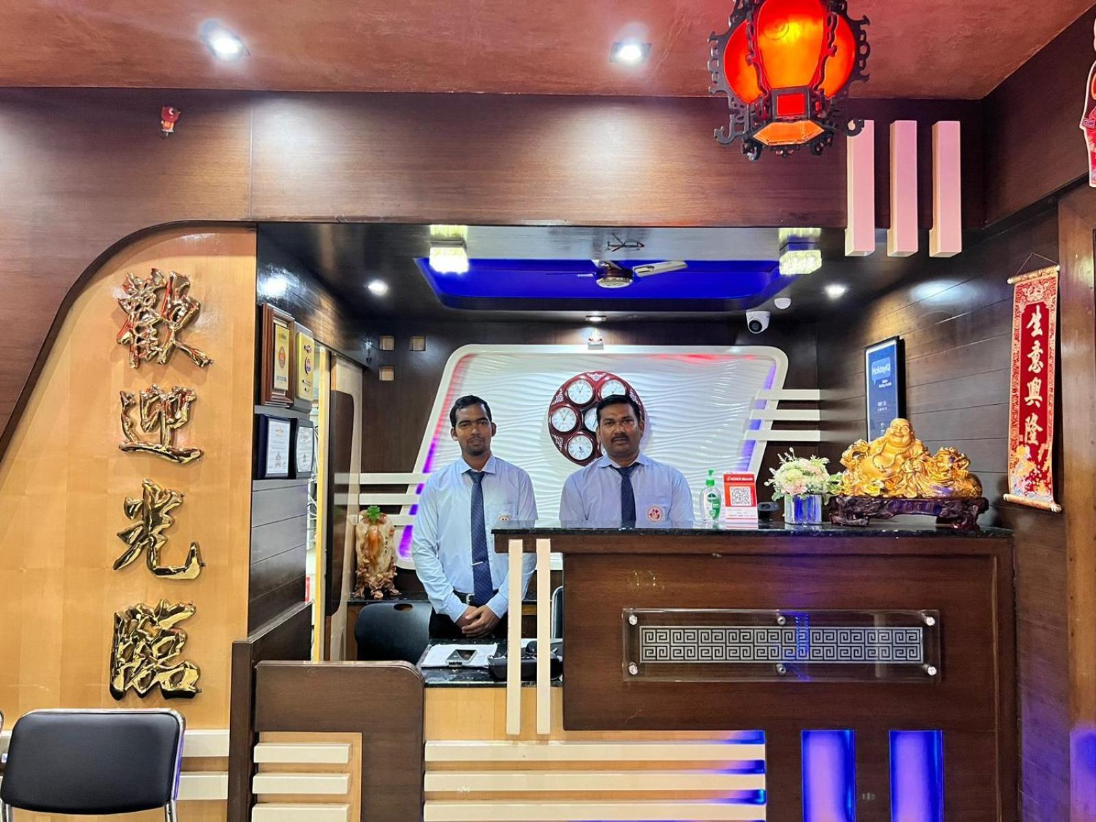 Hotel Lee Garden Near To Blue Flag Beach 500 Mtrs Puri Ngoại thất bức ảnh
