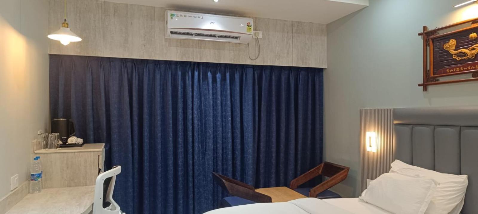 Hotel Lee Garden Near To Blue Flag Beach 500 Mtrs Puri Ngoại thất bức ảnh
