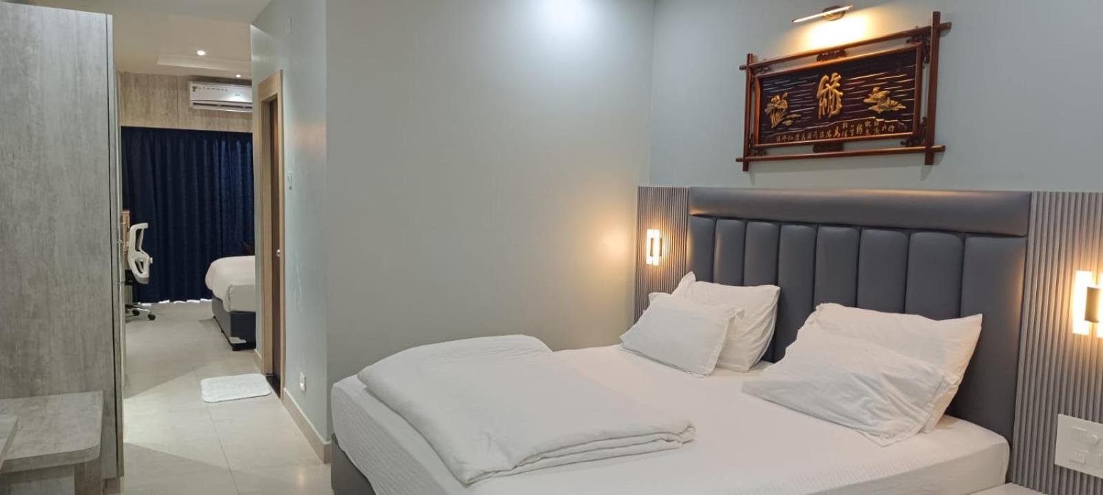 Hotel Lee Garden Near To Blue Flag Beach 500 Mtrs Puri Ngoại thất bức ảnh